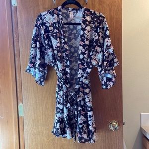 NWOT Victoria’s Secret Silk Floral Robe
